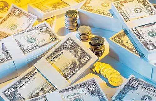 日本央行暂停紧缩周期 日元卖压风险加剧